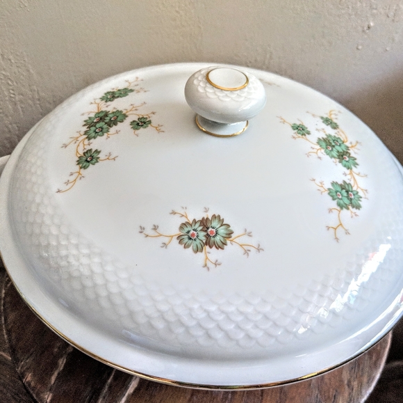 Vintage Thomas Vegetable bowl w/Lid - Picture 5 of 6